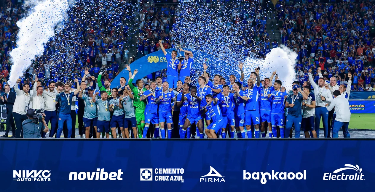 Cruz Azul players celebrate winning the 2026 Campeon de Campeones trophy